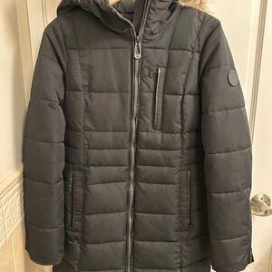 Noize Black Hooded puffer coat small